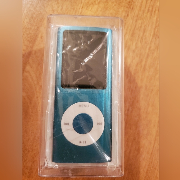 MP4 Player Multimedia Player MP3 Voice Recorder Photo Browser E Book Reader USB - Picture 1 of 4